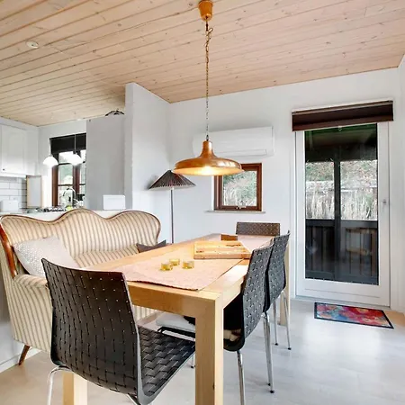 Freys Sommerhus *